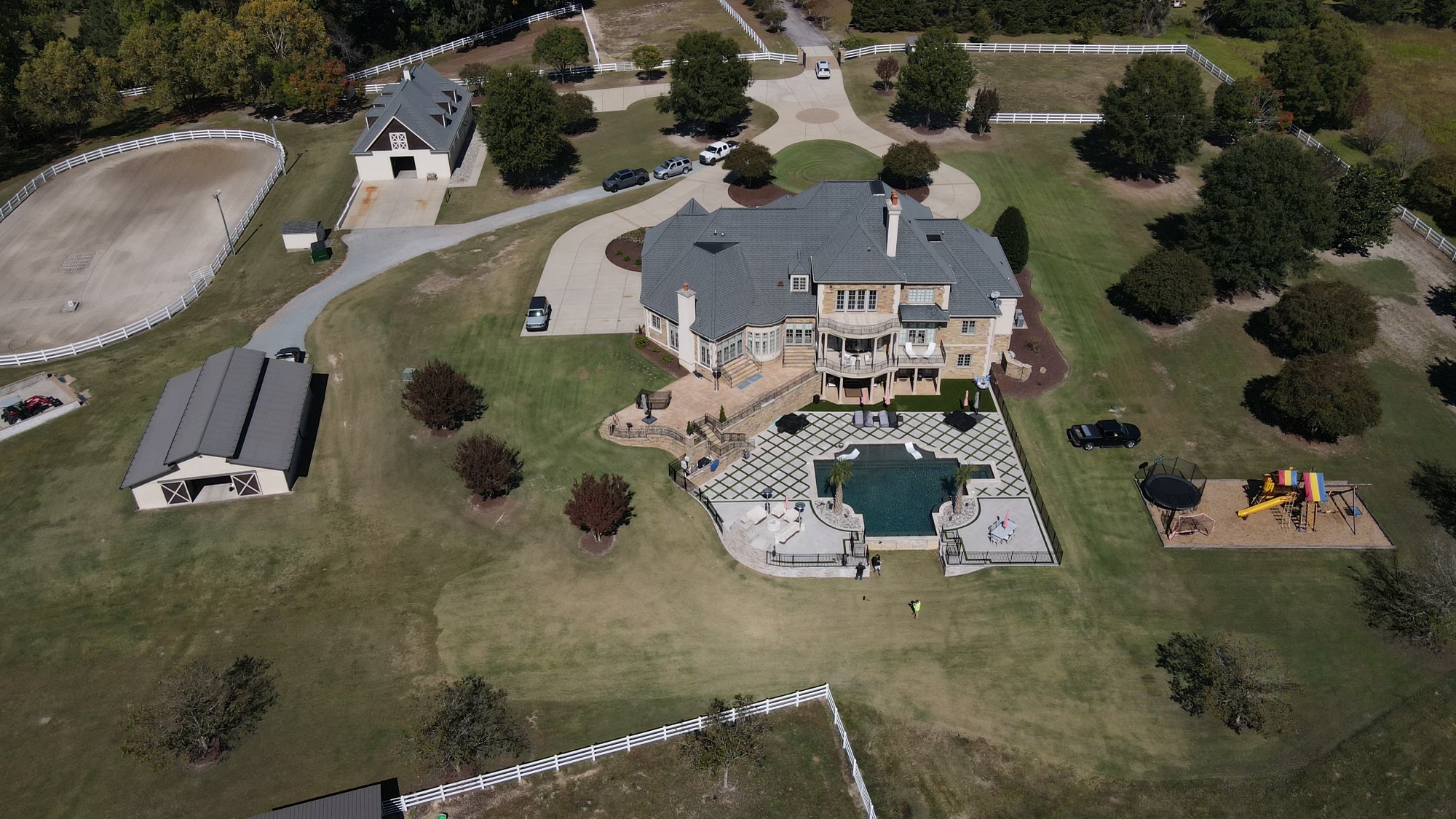 Luxury Estate with Stunning Pool