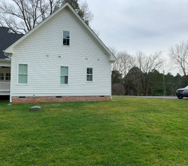 Spacious Yard Ready for Transformation